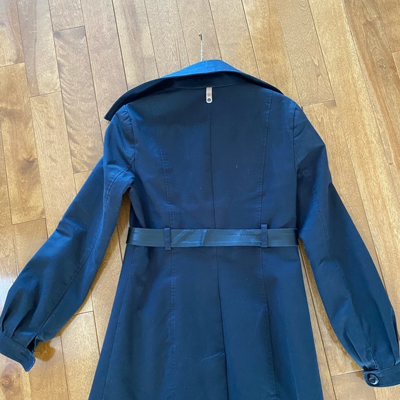 Mackage Izzy Black trench coat with leather - Picture 9 of 11